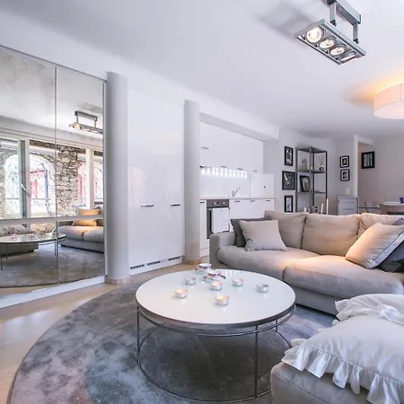 Magic Gandria Apartment